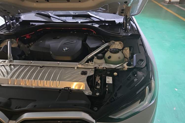 Used BMW X3 2026 Model xDrive30L Leading M Sport Midnight Package Engine Bay Left