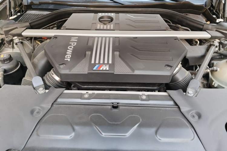 Used BMW X3 M 2019 X3 M Engine Bay