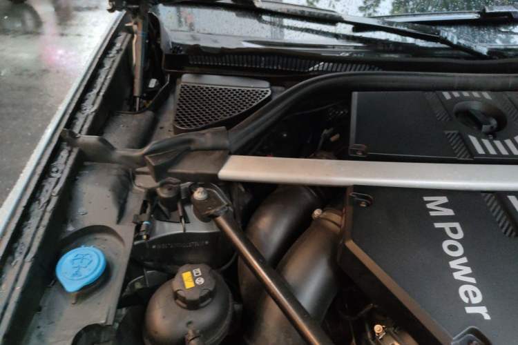 Used BMW X3 M 2019 X3 M Engine Bay Right