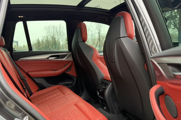 Used BMW X3 M 2019 X3 M Interior 5