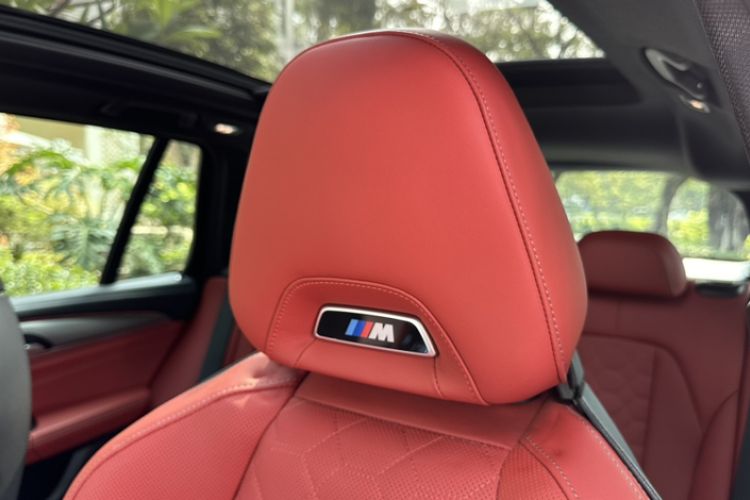 Used BMW X3 M 2019 X3 M Interior 6