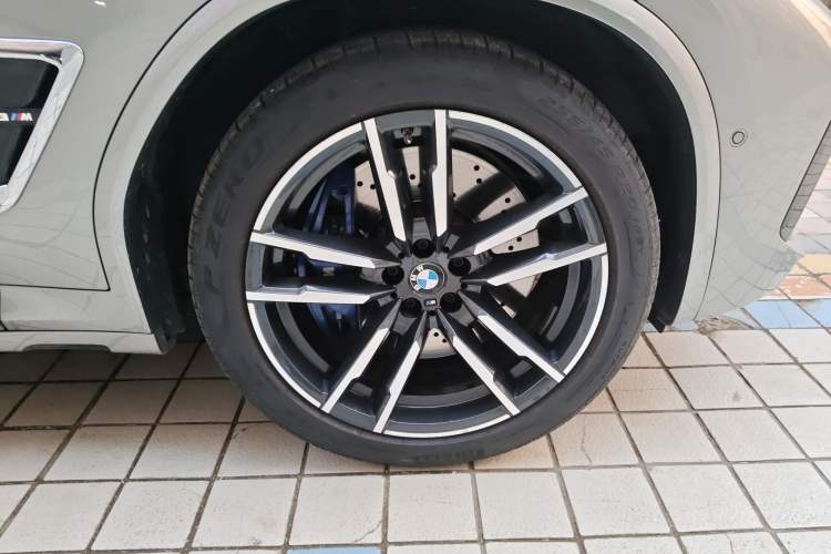 Used BMW X3 M 2019 X3 M Right Front Wheel Hub