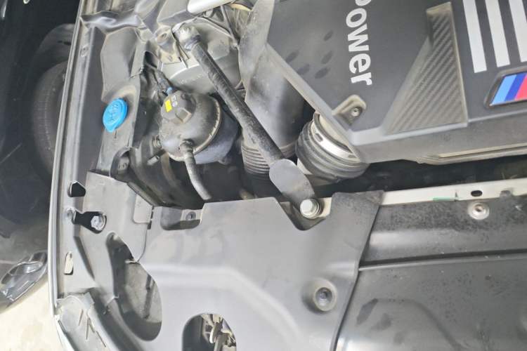 Used BMW X3 M 2019 X3 M Engine Bay Right