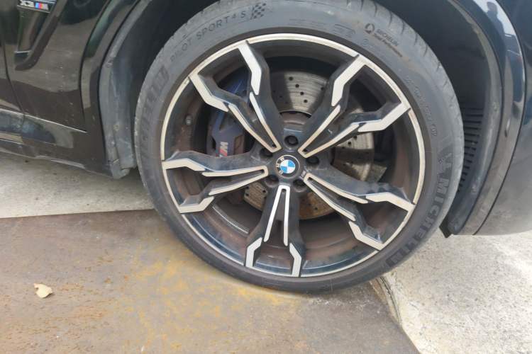 Used BMW X3 M 2021 X3 M Competition Edition Right Front Wheel Hub