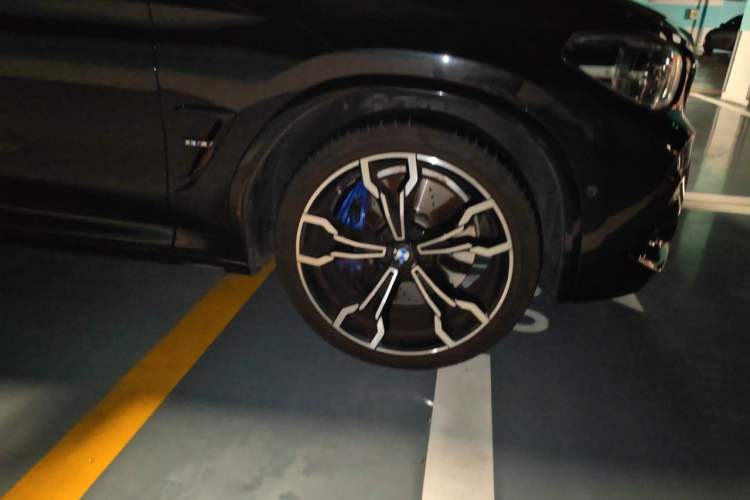 Used BMW X3 M 2021 X3 M Competition Edition Right Front Wheel Hub