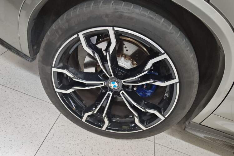 Used BMW X3 M 2021 X3 M Competition Edition Right Rear Wheel Hub
