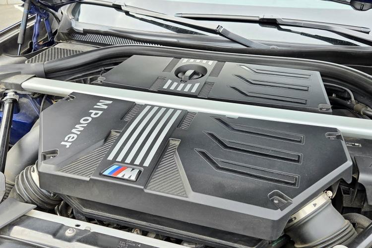 Used BMW X3 M 2022 X3 M Engine Bay