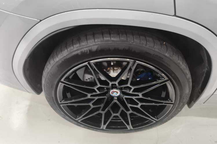 Used BMW X3 M 2022 X3 M Competition Edition Right Rear Wheel Hub