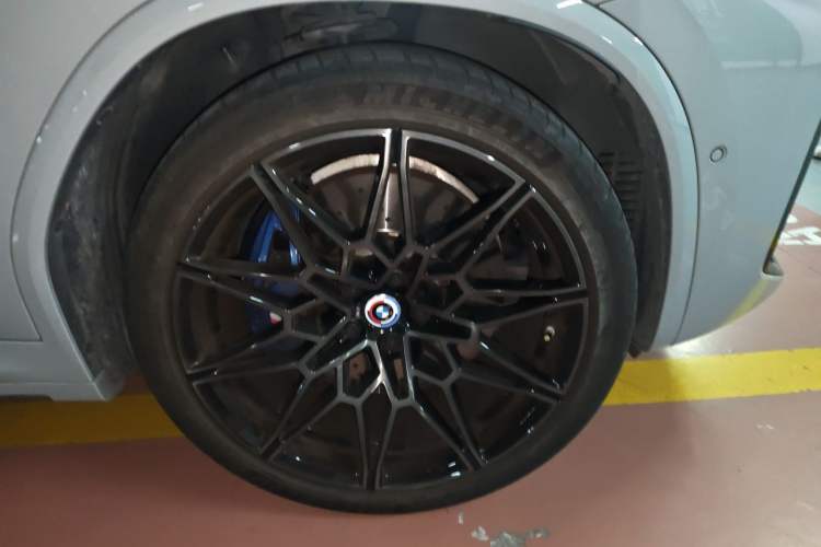 Used BMW X3 M 2022 X3 M Competition Edition Right Front Wheel Hub