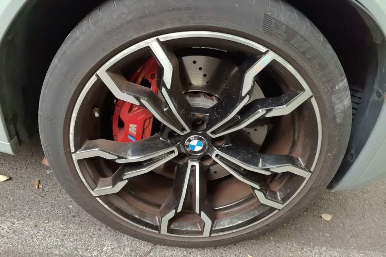 Used BMW X3 M 2022 X3 M Competition Edition Right Front Wheel Hub