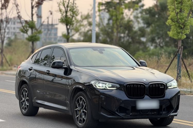 Used BMW X4 2022 xDrive 25i M Sport Package Exterior 6