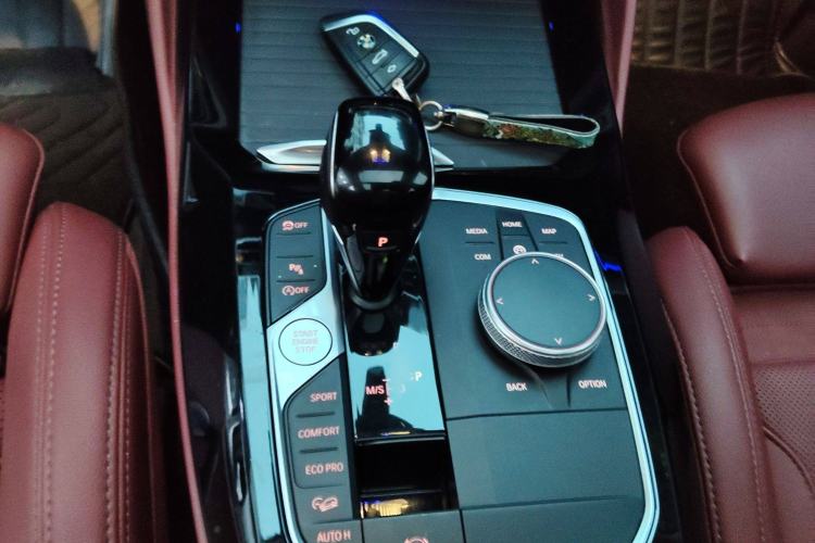 Used BMW X4 2022 xDrive 25i M Sport Package Gear Lever