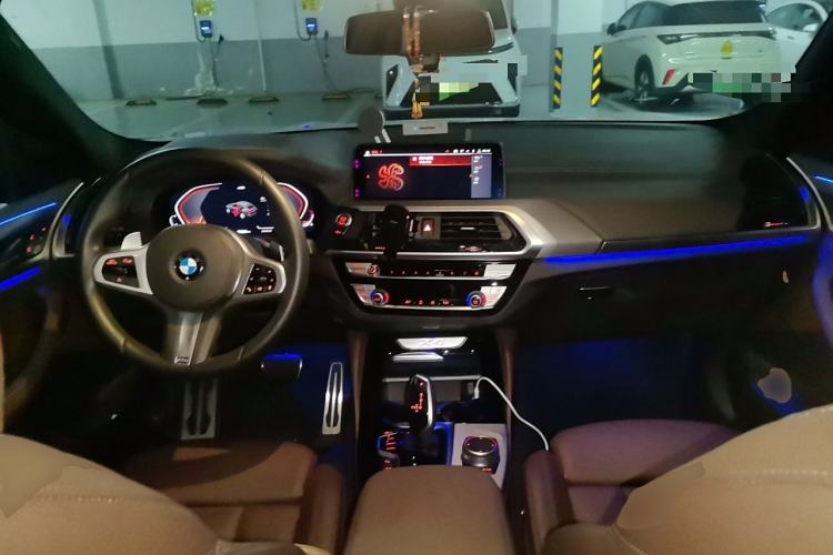 Used BMW X4 2020 xDrive25i M Sport Package Center Console