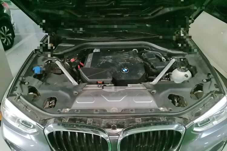 Used BMW X4 2020 xDrive25i M Sport Package Engine Bay