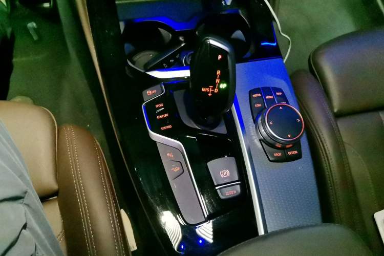 Used BMW X4 2020 xDrive25i M Sport Package Gear Lever