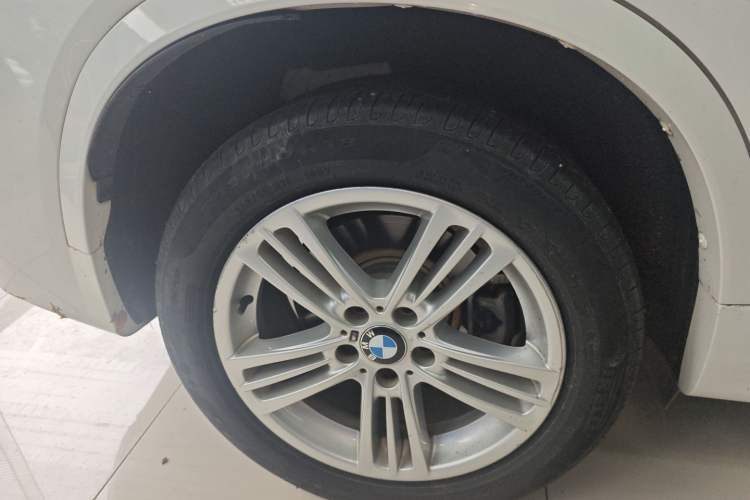 Used BMW X4 2016 xDrive20i M Sport Edition Exterior 8