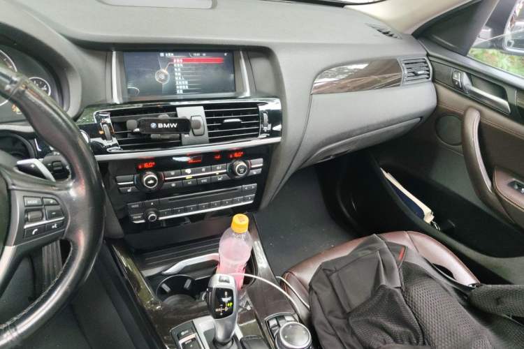 Used BMW X4 2014 xDrive20i X Design Package Audio And AC Panel