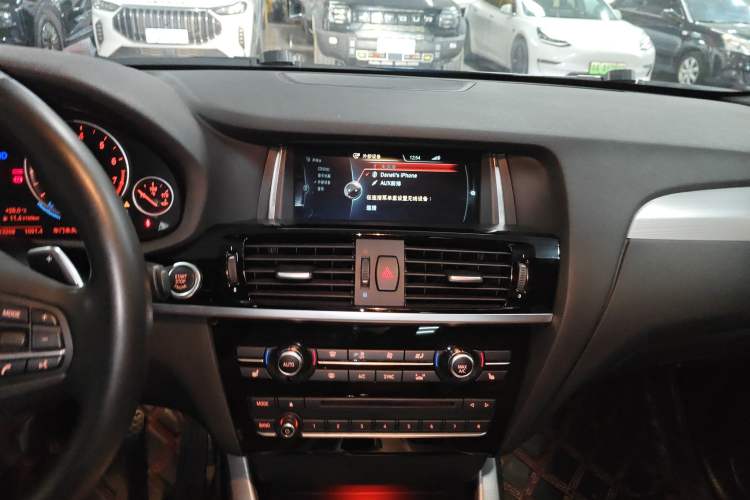 Used BMW X4 2014 xDrive28i M Sport Edition Audio And AC Panel