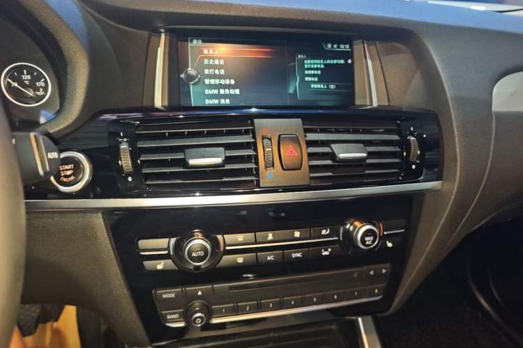 Used BMW X4 2014 xDrive28i M Sport Edition Audio And AC Panel