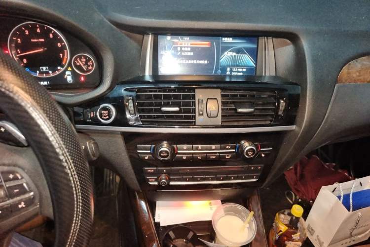 Used BMW X4 2014 xDrive20i X Design Package Audio And AC Panel