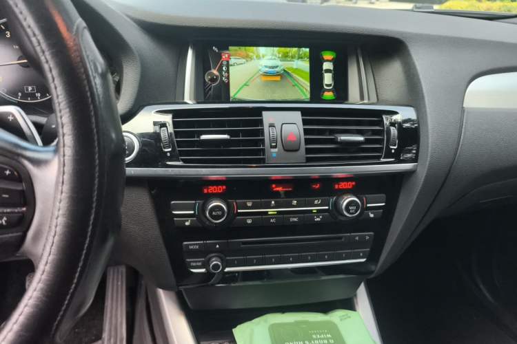 Used BMW X4 2014 xDrive20i X Design Package Audio And AC Panel