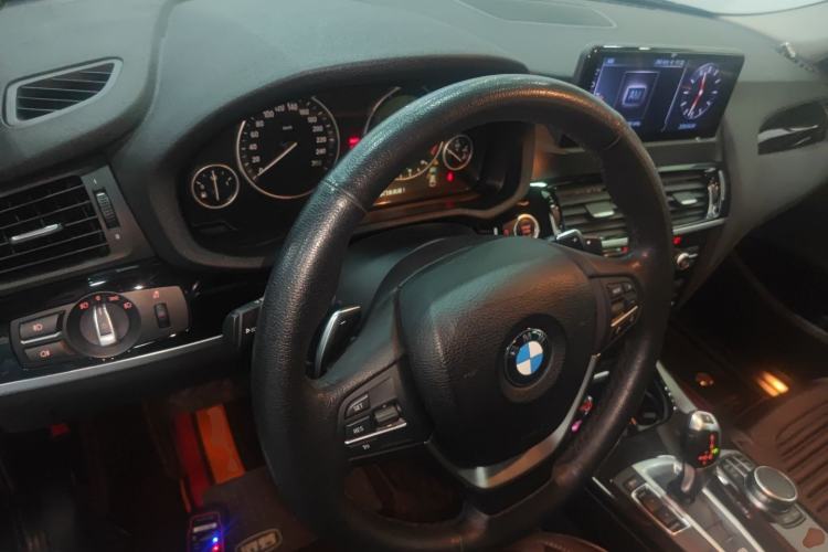 Used BMW X4 2014 xDrive20i X Design Package Center Console