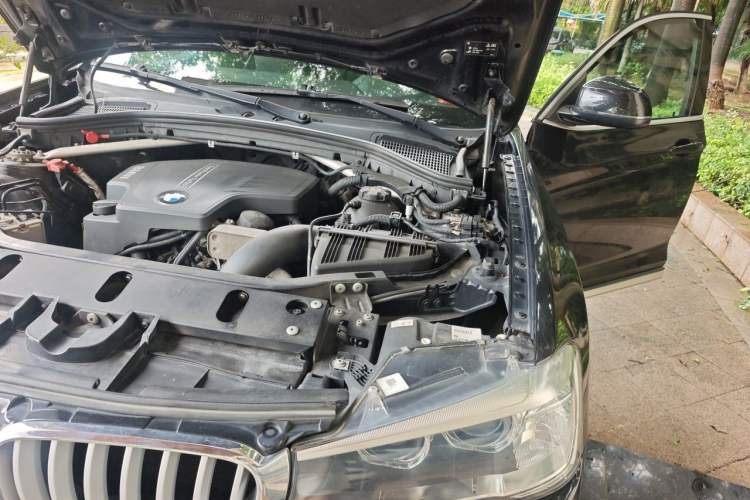 Used BMW X4 2014 xDrive20i X Design Package Engine Bay Left