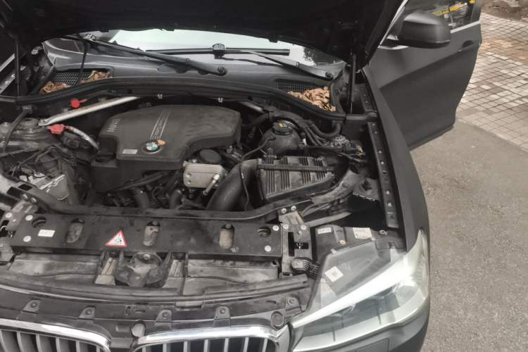 Used BMW X4 2014 xDrive28i Leading Model Engine Bay Left