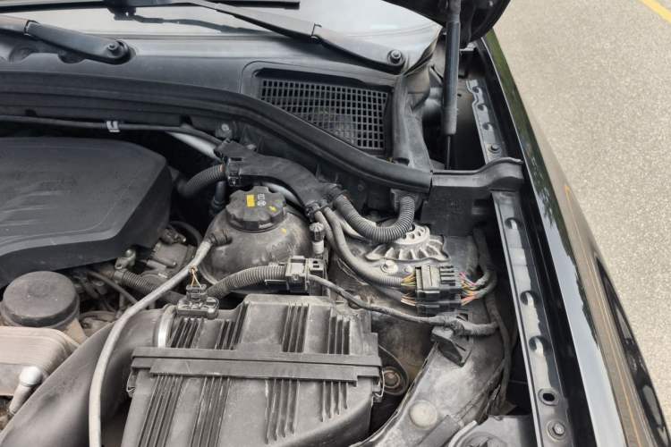 Used BMW X4 2014 xDrive20i X Design Package Engine Bay Left