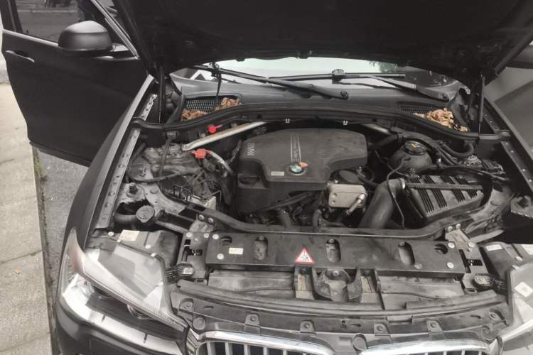 Used BMW X4 2014 xDrive28i Leading Model Engine Bay Right