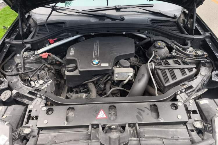 Used BMW X4 2014 xDrive20i X Design Package Engine Bay