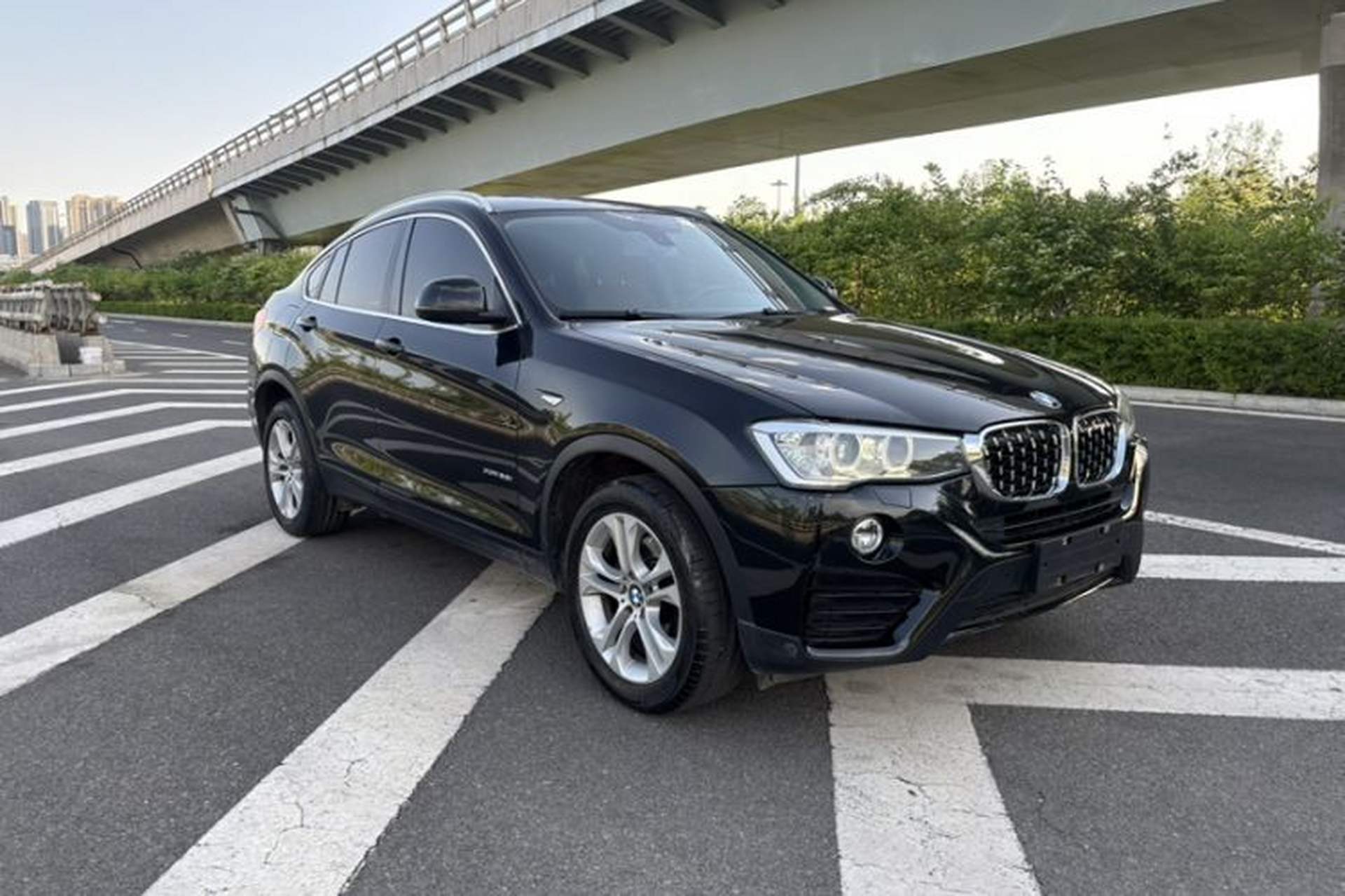 Used BMW X4 2014 xDrive28i Leading Model Exterior 2