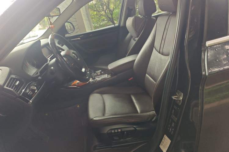 Used BMW X4 2014 xDrive20i X Design Package Left Front Seat