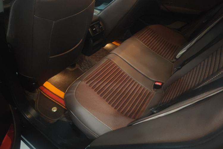 Used BMW X4 2014 xDrive20i X Design Package Left Rear Seat