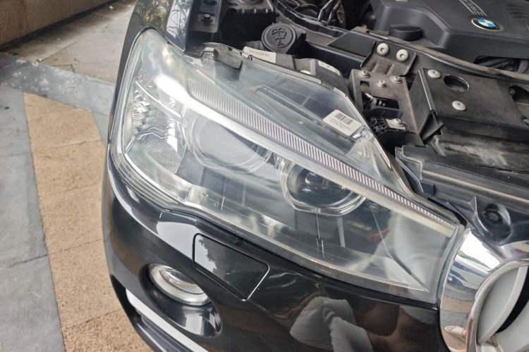 Used BMW X4 2014 xDrive20i X Design Package Right Front Headlight