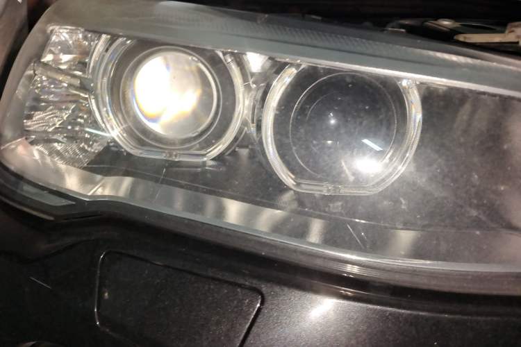 Used BMW X4 2014 xDrive20i X Design Package Right Front Headlight