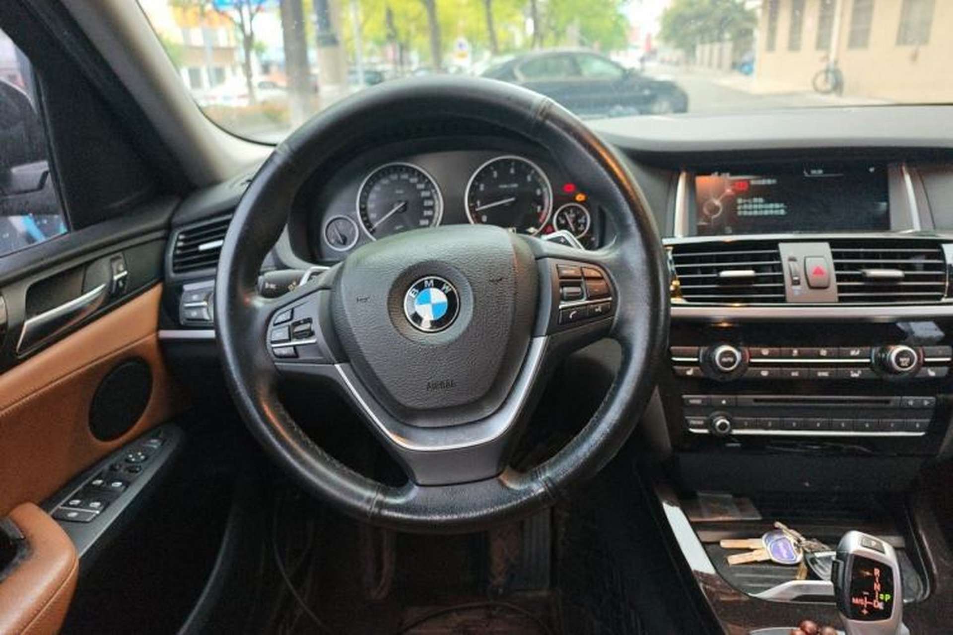 Used BMW X4 2014 xDrive20i X Design Package Steering Wheel