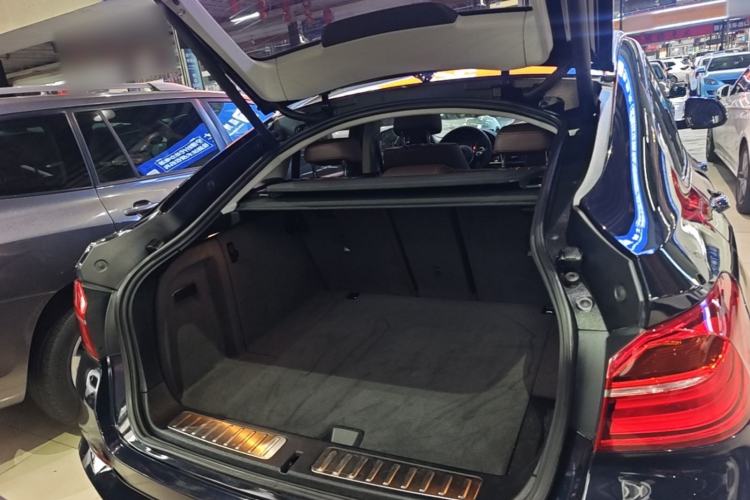 Used BMW X4 2014 xDrive28i M Sport Edition Trunk