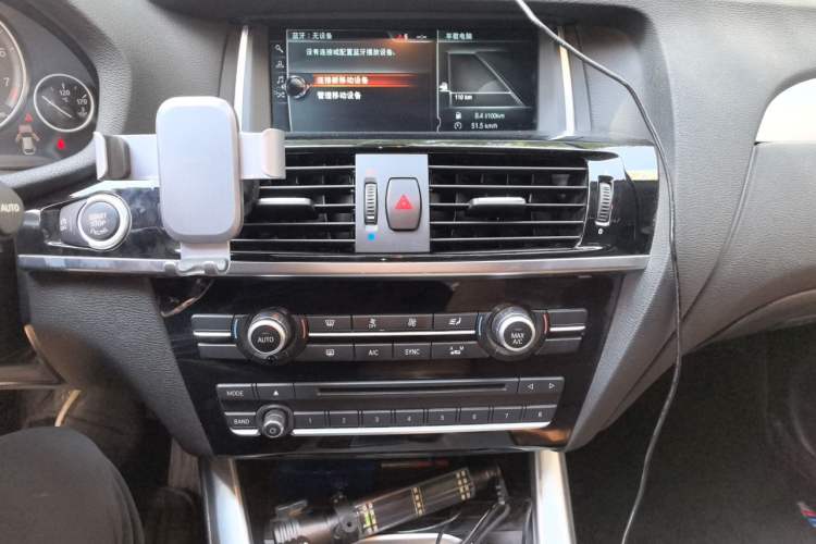 Used BMW X4 2014 xDrive28i Leading Model Audio And AC Panel