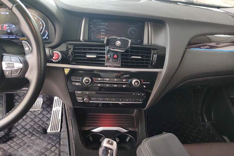 Used BMW X4 2014 xDrive20i X Design Package Audio And AC Panel