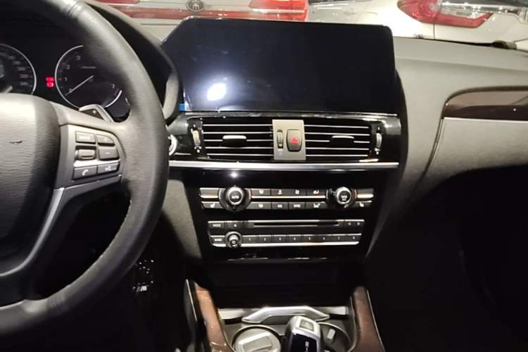 Used BMW X4 2014 xDrive20i X Design Package Audio And AC Panel