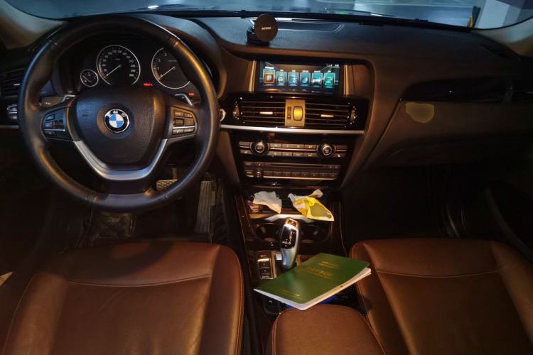 Used BMW X4 2014 xDrive20i X Design Package Center Console