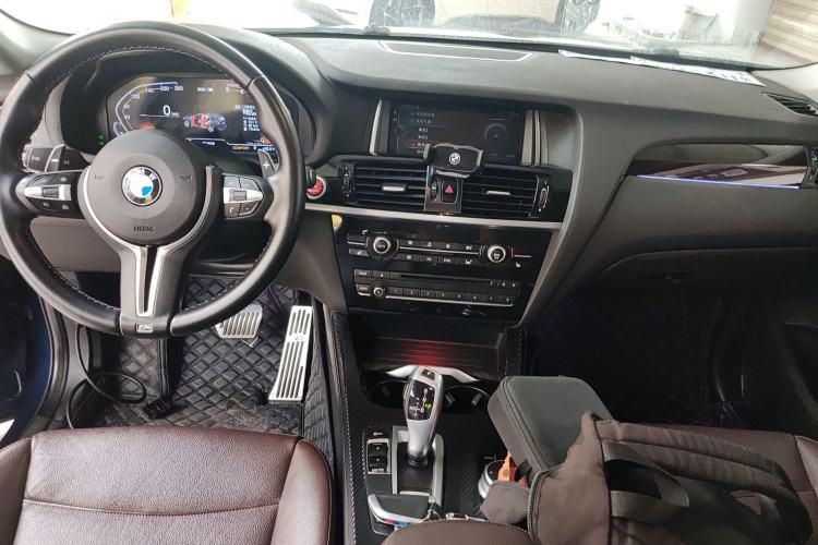 Used BMW X4 2014 xDrive20i X Design Package Center Console