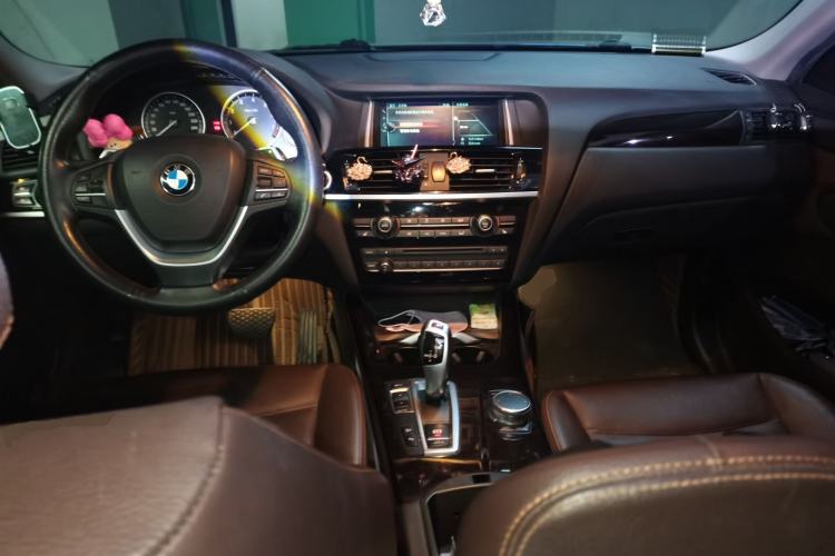 Used BMW X4 2014 xDrive20i X Design Package Center Console