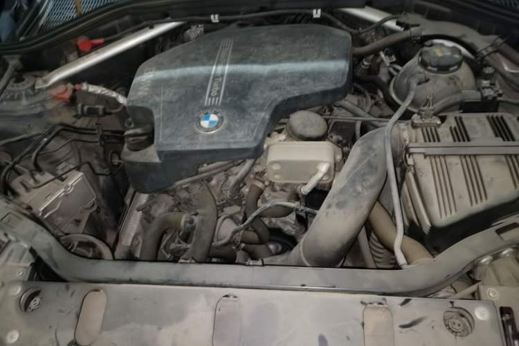 Used BMW X4 2014 xDrive20i X Design Package Engine Bay