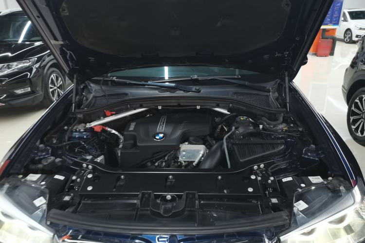 Used BMW X4 2014 xDrive20i X Design Package Engine Bay