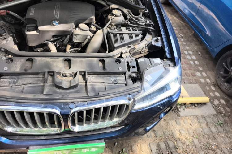 Used BMW X4 2014 xDrive28i Leading Model Engine Bay Left