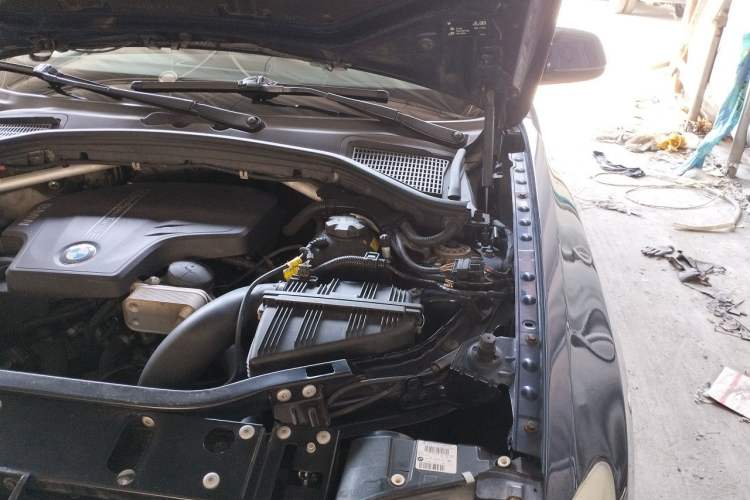 Used BMW X4 2014 xDrive20i X Design Package Engine Bay Left