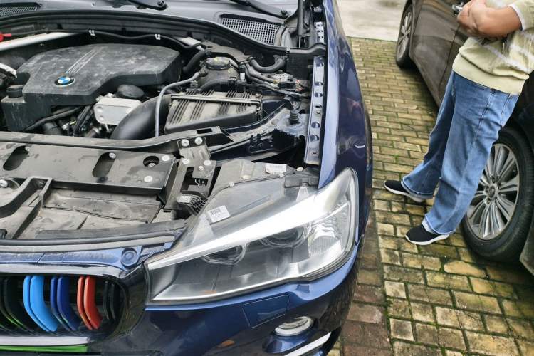 Used BMW X4 2014 xDrive20i X Design Package Engine Bay Left