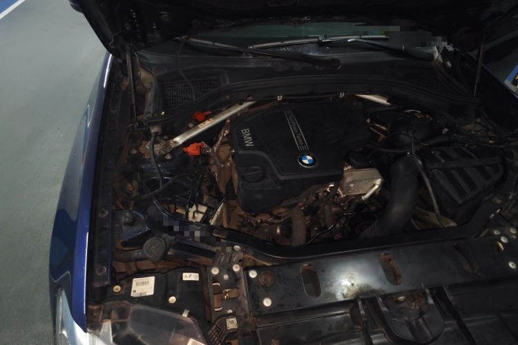 Used BMW X4 2014 xDrive20i X Design Package Engine Bay Right